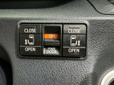 両側電動スライドドアで狭い所でも乗り降り楽々です!