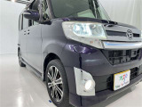 フォグランプ装着車です。暗い夜道の車両前方を明るく照らします