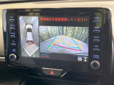 【パノラミックビューモニター】専用のカメラにより、上から見下ろしたような視点で360度クルマの周囲を確認することができます☆死角部分も確認しやすく、狭い場所での切り返しや駐車もスムーズに行えます。