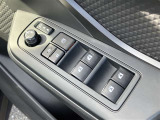 販売するすべての中古車に【ロングラン保証】が付帯します。走行距離無制限・期間は1年間です。保証修理は全国5000箇所のトヨタテクノショップにてお受けいただけます。