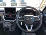 運転中も見やすいメーター。