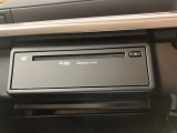 グローブボックス内のDVDプレイヤーです。