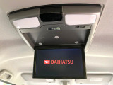【フリップダウンモニター】家族や友人とお出かけする機会が多い方に大人気のフリップダウンモニター!大画面モニターで車内はエンタメ空間!退屈しがちな長距離ドライブも楽しい時間に変わります!