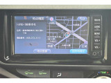 【純正ナビ】人気の純正ナビを装備しております。ナビの使いやすさはもちろん、オーディオ機能も充実!キャンプや旅行はもちろん、通勤や買い物など普段のドライブも楽しくなるはず