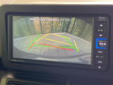 【バックカメラ】駐車時に後方がリアルタイム映像で確認できます。大型商業施設や立体駐車場での駐車時や、夜間のバック時に大活躍!運転スキルに関わらず、今や必須となった装備のひとつです!