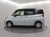 両側パワースライドドア付きだから、狭い駐車スペースなどでの 乗り降りラクラク!小さなお子さまのいるご家庭には嬉しい装備。