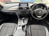 3シリーズセダン 320d モダン 修復歴無し