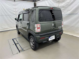 走りにこだわりながら収納力も持ち合わせたお車です。