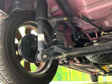 お車を安心してお乗りいただく為には、足回りの定期点検が欠かせません。サービスサポート(有償保証)では無料点検もご提供しており、安心のカーライフをお過ごしいただけるサポート体制が整っています。