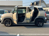 大きく開くドアで乗り降りらくらく☆