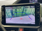 【バックカメラ】駐車時に後方がリアルタイム映像で確認できます。大型商業施設や立体駐車場での駐車時や、夜間のバック時に大活躍!運転スキルに関わらず、今や必須となった装備のひとつです!