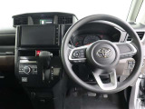 見通しのよいすっきりとした視界で、誰でも運転しやすいです。運転のしやすさは疲れにくさにも繋がりますよ♪