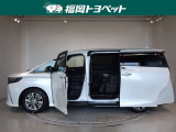 両側パワースライドドア付きだから、狭い駐車スペースなどでの 乗り降りラクラク!小さなお子さまのいるご家庭には嬉しい装備。