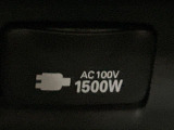 【1500Wアクセサリーコンセント】消費電力1500Wまでの家電が使えます。キャンプやスポーツ・アウトドアでのアクティビティはもちろん、災害・停電の際に大活躍♪