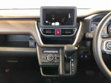 温度を設定すれば、自動で車内の温度管理をしてくれる優れものです♪ATミッションで運転楽々