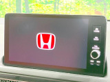 【純正9型ナビ】人気の純正ナビを装備。オーディオ機能も充実しており、Bluetooth接続すればお持ちのスマホやMP3プレイヤーの音楽を再生可能!毎日の運転がさらに楽しくなります!!