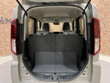 ■充実のアフターサービス■ 車の販売はもちろん、自社整備工場・自社鈑金工場・オイル交換&点検専門店舗を完備しておりますので納車後もお客様のカーライフをトータルでサポートいたします。