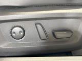 【パワーシート】スイッチ一つで簡単にシートの微調整が可能!電動だから力もいりません!快適なシートポジションにセットして、快適なドライブをお楽しみください。