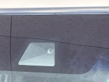 【ホンダセンシング】走行中に前方の車両等を認識し、衝突しそうな時は警報とブレーキで衝突回避と被害軽減をアシスト。より安全にドライブをお楽しみいただけます。