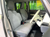 運転席シート廻りは使用感も少なく、良好な状態となっています。丁寧に使われていたことがよくわかりますね。