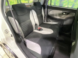運転席シート廻りは使用感も少なく、良好な状態となっています。前オーナー様が丁寧に使っていたことがよくわかりますね。