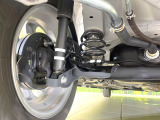 お車を安心してお乗りいただく為には、足回りの定期点検が欠かせません。サービスサポート(有償保証)では無料点検もご提供しており、安心のカーライフをお過ごしいただけるサポート体制が整っています。