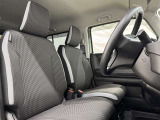 見通しのよいすっきりとした視界で、誰でも運転しやすいです。運転のしやすさは疲れにくさにも繋がりますよ♪