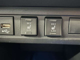 運転席・助手席シートヒーター装備☆  座面と背もたれをすばやく温めるシートヒーターを内蔵。身体を直接温めることができます。 寒い時期には嬉しいアイテムですね♪