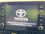 【8インチ ディスプレイオーディオ】大画面のディスプレイはAppleCarPlayやAndroidAutoが利用可能。大きな画面でスマホナビアプリ等が利用いただけます♪
