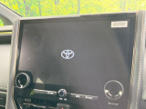 【純正ナビ】人気の純正ナビを装備しております。ナビの使いやすさはもちろん、オーディオ機能も充実!キャンプや旅行はもちろん、通勤や買い物など普段のドライブも楽しくなるはず♪