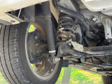 お車を安心してお乗りいただく為には、足回りの定期点検が欠かせません。サービスサポート(有償保証)では無料点検もご提供しており、安心のカーライフをお過ごしいただけるサポート体制が整っています。