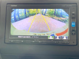 【バックカメラ】駐車時に後方がリアルタイム映像で確認できます。大型商業施設や立体駐車場での駐車時や、夜間のバック時に大活躍!運転スキルに関わらず、今や必須となった装備のひとつです!