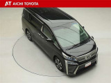 両側パワースライドドア付きだから、狭い駐車スペースなどでの乗り降りラクラク♪小さなお子さまのいるご家庭には嬉しい装備です。
