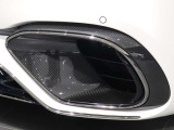【 年間 300 台以上の遠方納車実績】当店から日本全国、遠方へ年間 300 台以上ご納車させて頂いております。遠方からご購入されるお客様の不安を取り除けるよう、経験豊富なスタッフが丁寧に対応させて戴きます
