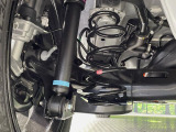 お車を安心してお乗りいただく為には、足回りの定期点検が欠かせません。サービスサポート(有償保証)では無料点検もご提供しており、安心のカーライフをお過ごしいただけるサポート体制が整っています。
