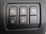 ★使いやすさや安全性を追求したステアリング周り!高級車ゆえにスイッチ類が多いのも特徴ですね!考え尽くされた配置ですぐに使いこなす事が出来ますのでご安心下さい!是非、体感してみて下さい!!