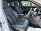 お忙しく実車確認できないお客様にも安心してご購入頂けるクオリティを目指しております。全国のプジョーディーラーで保証が受けられます。
