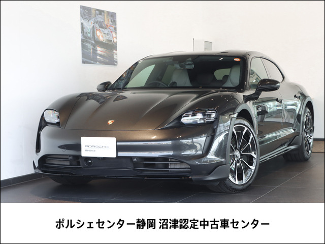 タイカンクロスツーリスモ 4 4+1シート 4WD 