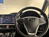 先進性と高級感あふれるコックピットを演出。誰がハンドルを握っても運転しやすい、開放的な視界が魅力です☆