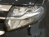 LEDヘッドランプは低消費電力で明るい光を放つLEDヘッドランプで視界の確保。