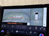 バックモニター付なので後退時に後方が見えるので安心。 車は構造上、死角がたくさんなので万が一を考えると必須ですね。 あくまで補助の為の装備、バックは目視で確認する事が重要ですよ。
