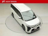 両側パワースライドドア付きだから、狭い駐車スペースなどでの乗り降りラクラク♪小さなお子さまのいるご家庭には嬉しい装備です。