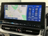 【トヨタ純正SDナビゲーション装備】純正品だから使いやすい!フルセグTV視聴可能で室内も快適♪地図データが古くなってきたら全国トヨタディーラーで更新(有料)も簡単にできます♪