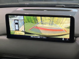 【360&deg;ビューモニター】専用のカメラにより、上から見下ろしたような視点で360度クルマの周囲を確認することができます☆死角部分も確認しやすく、狭い場所での切り返しや駐車もスムーズに行えます。