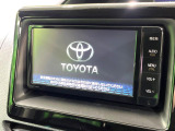 【メーカー純正ナビ】インテリアに溶け込むスタイリッシュな「専用設計」メーカーナビを装備♪視認性や操作性など基本性能にも優れ、より上質なカーライフをお楽しみいただけます。