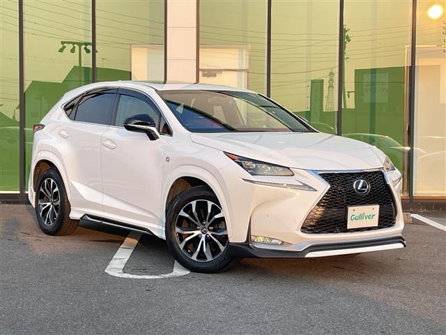 NX 200t Fスポーツ 本革シート サンルーフ