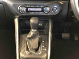 温度を設定すれば、自動で車内の温度管理をしてくれる優れものです♪ATミッションで運転楽々