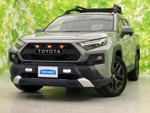 RAV4 2.5 ハイブリッド アドベンチャー E-Four 4WD