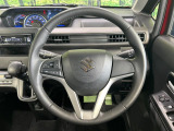 【純正革巻きステアリング】上質な革を使用することで、手にしっかり馴染みとても運転しやすいハンドルです♪