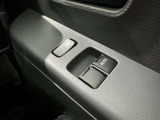 運転席から操作可能なパワーウィンドウ!